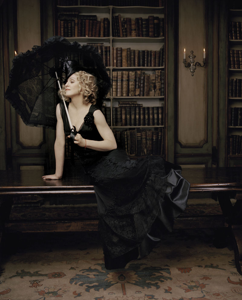Madonna in the library
